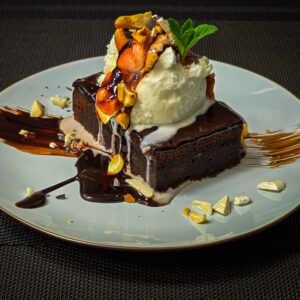 Brownie with ice cream